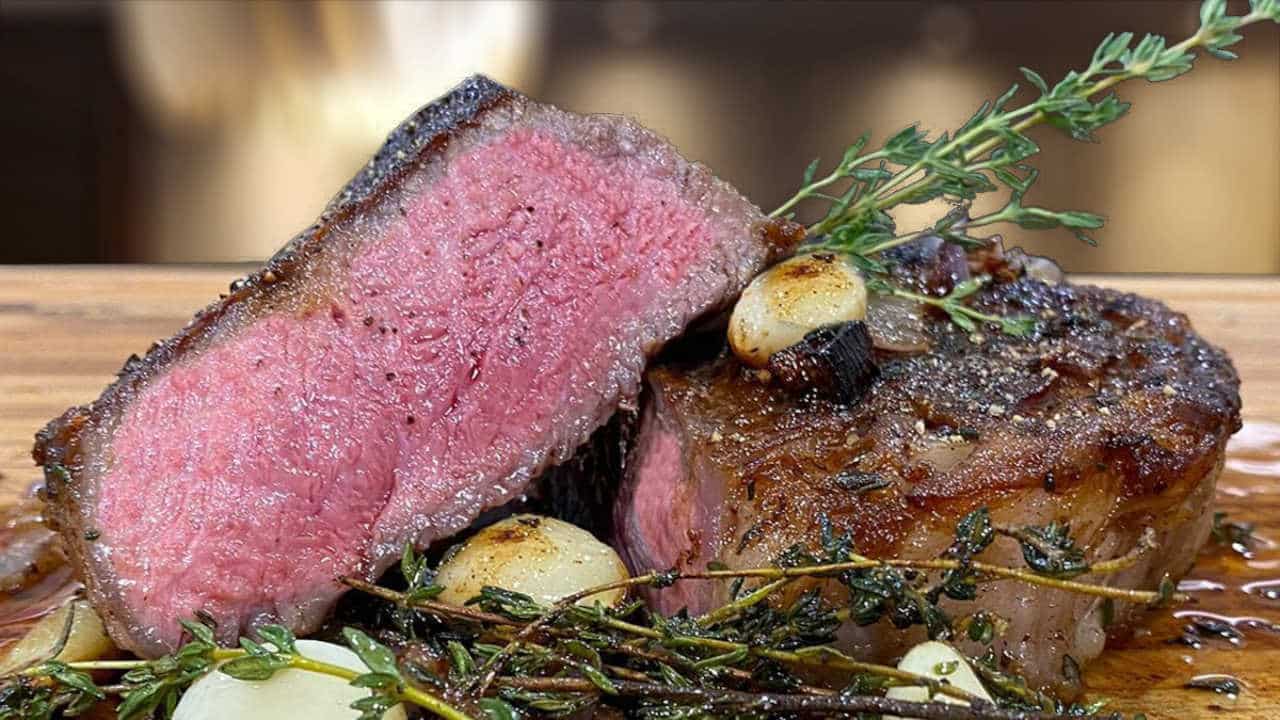 Master the Perfect Steak: Searing, Salting & Resting Guide